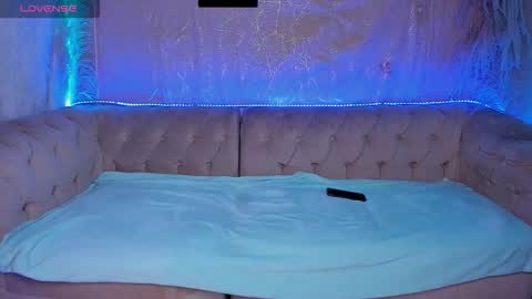 Snapshot of naughtyrouse chatting on October 29, 5:31 am ambar jhonf and matt online show from October 29, 5:31 am