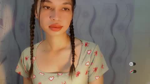 Snapshot of naughtysunshinepinay chatting on April 22, 1:08 am Celine online show from April 22, 1:08 am