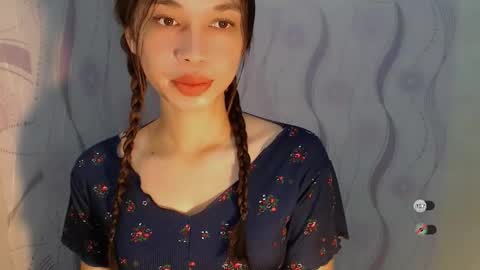 Snapshot of naughtysunshinepinay chatting on April 24, 2:03 am Celine online show from April 24, 2:03 am