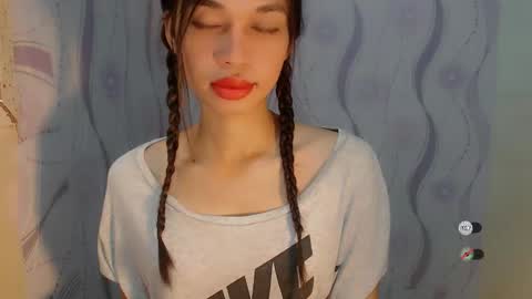 Snapshot of naughtysunshinepinay chatting on May 6, 11:43 pm Celine online show from May 6, 11:43 pm