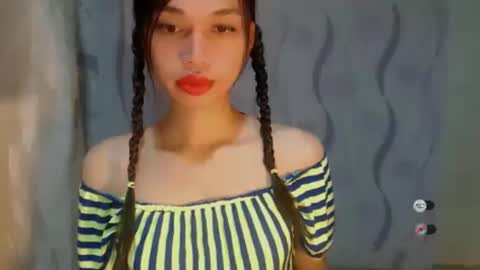 Snapshot of naughtysunshinepinay chatting on May 20, 5:19 pm Celine online show from May 20, 5:19 pm