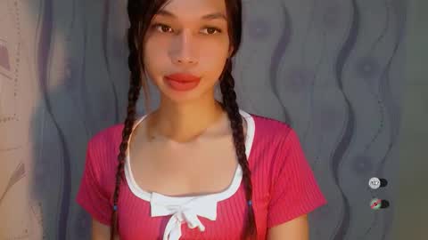 Snapshot of naughtysunshinepinay chatting on May 26, 12:06 am Celine online show from May 26, 12:06 am