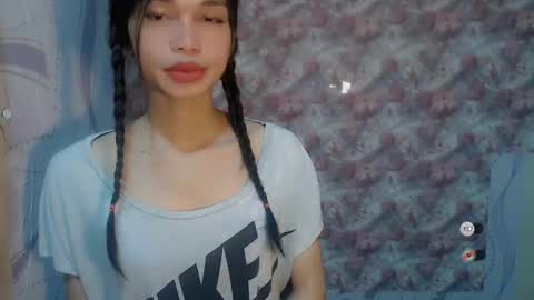 Snapshot of naughtysunshinepinay chatting on June 4, 12:38 am Celine online show from June 4, 12:38 am