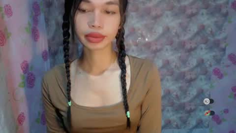 Snapshot of naughtysunshinepinay chatting on June 19, 10:19 am Celine online show from June 19, 10:19 am
