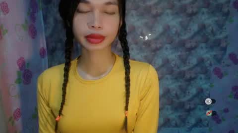 Snapshot of naughtysunshinepinay chatting on June 28, 6:19 am Celine online show from June 28, 6:19 am