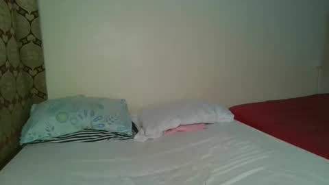 Snapshot of naughtysweetpie chatting on April 23, 10:58 am naughty online show from April 23, 10:58 am
