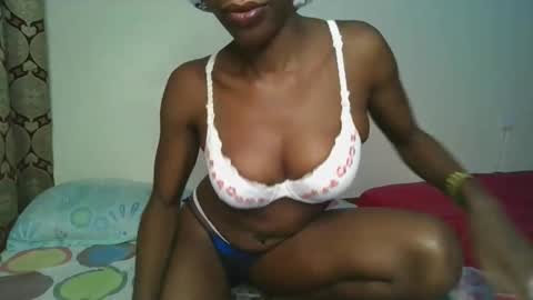 Snapshot of naughtysweetpie chatting on May 1, 2:32 pm naughty online show from May 1, 2:32 pm
