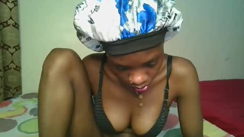 Snapshot of naughtysweetpie chatting on May 2, 3:00 am naughty online show from May 2, 3:00 am