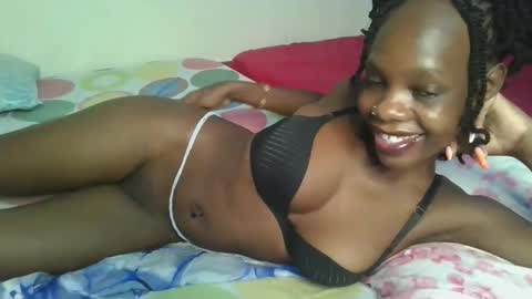 Snapshot of naughtysweetpie chatting on May 8, 12:05 am naughty online show from May 8, 12:05 am