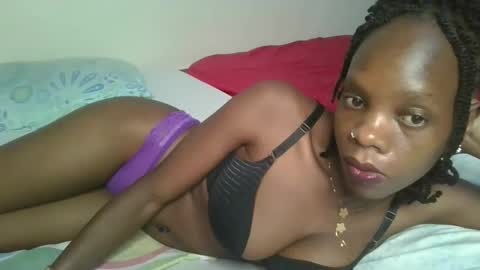 Snapshot of naughtysweetpie chatting on May 18, 4:07 am naughty online show from May 18, 4:07 am