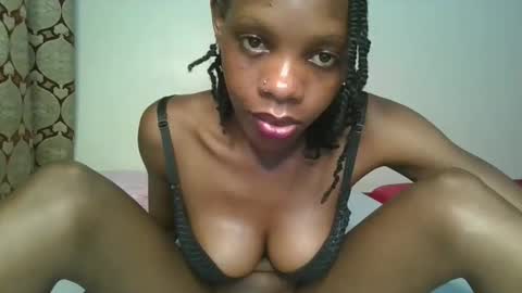 Snapshot of naughtysweetpie chatting on May 26, 11:01 pm naughty online show from May 26, 11:01 pm