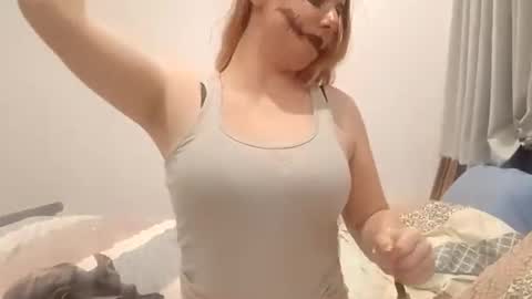 Snapshot of naughtyt333n chatting on June 13, 1:53 pm Naughty Jess online show from June 13, 1:53 pm