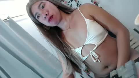 naughtywildvenice online show from March 31, 10:43 pm