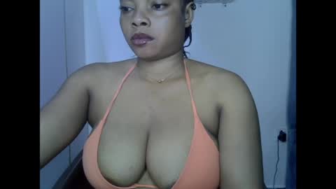 Snapshot of naughtyxcuntx chatting on May 2, 6:29 am naughtyxcuntx online show from May 2, 6:29 am