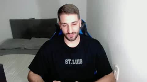 Snapshot of naugthy18boy chatting on February 10, 1:11 pm Nico online show from February 10, 1:11 pm