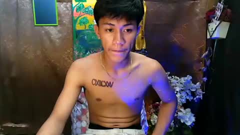 Snapshot of naugthyboyloy chatting on September 11, 4:01 am Loy online show from September 11, 4:01 am