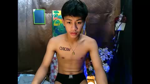 Snapshot of naugthyboyloy chatting on September 18, 4:14 am Loy online show from September 18, 4:14 am