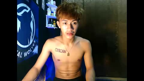 Snapshot of naugthyboyloy chatting on October 14, 5:36 pm Loy online show from October 14, 5:36 pm