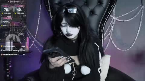 Snapshot of navier__ chatting on April 17, 3:15 pm Navier online show from April 17, 3:15 pm