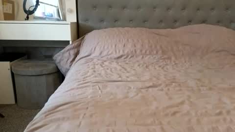 Navyrein online show from February 18, 9:27 am