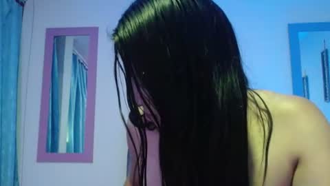Snapshot of naya_10 chatting on June 26, 6:34 pm naya_10 online show from June 26, 6:34 pm