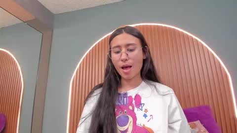 Naye  online show from February 3, 6:40 am