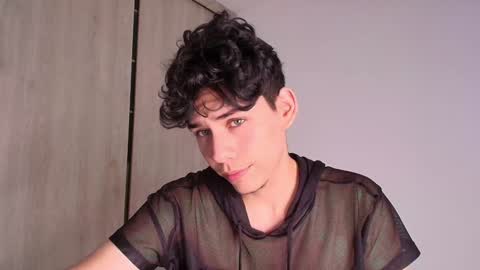 Snapshot of nayton_and_lex chatting on January 13, 1:17 pm Naytoon online show from January 13, 1:17 pm