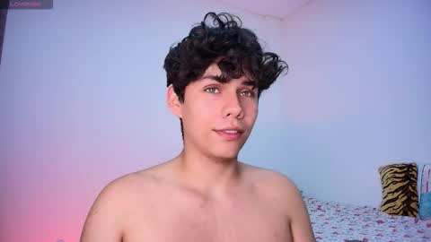 Snapshot of nayton_and_lex chatting on November 6, 10:05 am Naytoon online show from November 6, 10:05 am