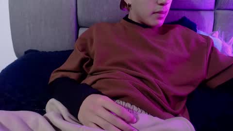 Im Nayton online show from February 20, 12:16 pm