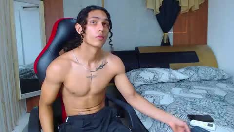 Snapshot of nazper_ chatting on April 29, 5:30 pm Nazper online show from April 29, 5:30 pm