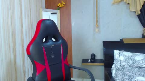 Snapshot of nazper_ chatting on May 3, 4:35 pm Nazper online show from May 3, 4:35 pm