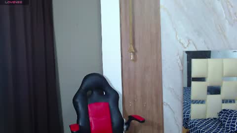 Snapshot of nazper_ chatting on July 5, 5:53 pm Nazper online show from July 5, 5:53 pm