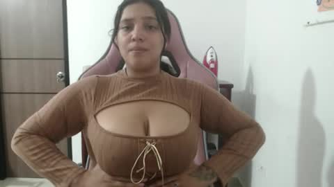 Snapshot of nebyula_star chatting on May 14, 11:44 pm Nebyula online show from May 14, 11:44 pm