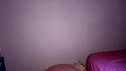 Snapshot of necoleangelou chatting on March 3, 12:00 pm Emma online show from March 3, 12:00 pm