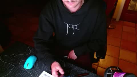 Snapshot of needanap00 chatting on April 2, 6:11 am tootired online show from April 2, 6:11 am