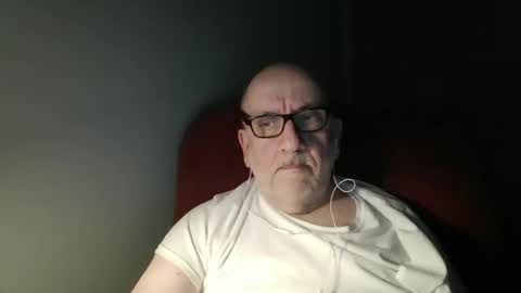 Tom online show from March 22, 12:14 am