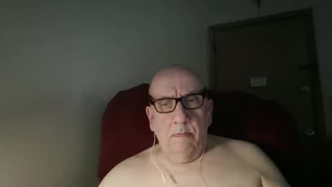 Tom online show from March 29, 11:27 pm