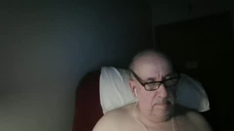 Tom online show from April 19, 1:16 am