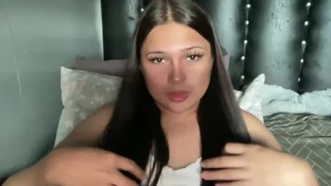 karla online show from March 12, 7:36 am