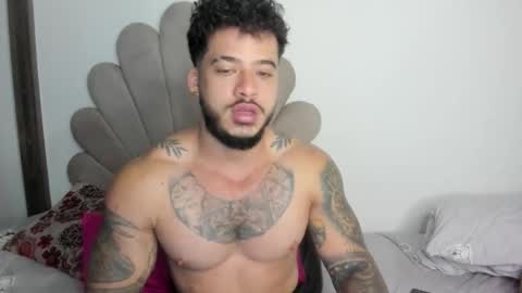 Nei turn green online show from November 27, 8:38 am