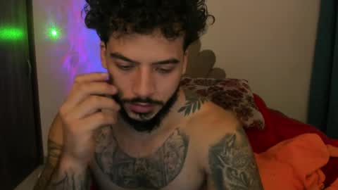 Nei turn green online show from April 5, 11:13 pm