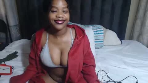 Snapshot of neeshaah chatting on May 7, 7:36 am Neeshaa online show from May 7, 7:36 am