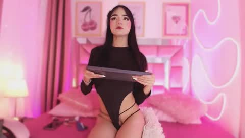 nefera_nox online show from November 27, 4:25 am