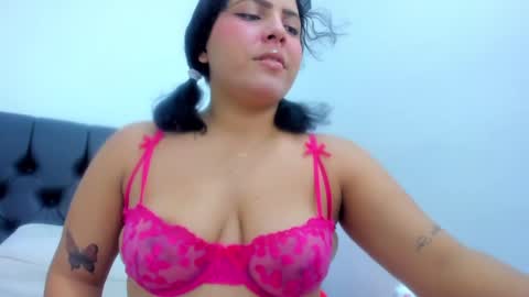 neferet_opal online show from January 11, 11:46 pm
