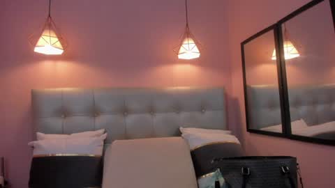 Snapshot of neferet_opal chatting on July 9, 12:37 am neferet_opal online show from July 9, 12:37 am