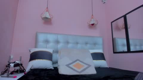 Snapshot of neferet_opal chatting on July 26, 3:14 am neferet_opal online show from July 26, 3:14 am