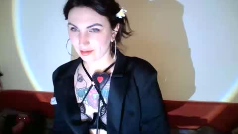 nefertiti_queen online show from March 7, 11:24 pm