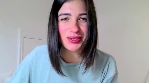 Snapshot of neferutt chatting on November 5, 7:03 pm Neferutt online show from November 5, 7:03 pm