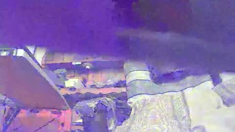 Snapshot of neggs4 chatting on May 9, 2:50 am neggs4 online show from May 9, 2:50 am