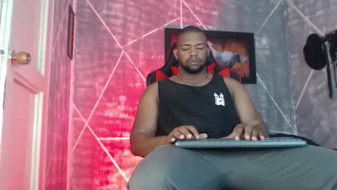 negritomeloso_k18 online show from November 22, 2:05 pm